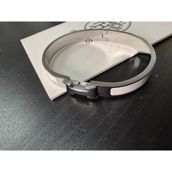 Hermes Clic H Slim White And Silver Hardware Bracelet Cuff - Picture 1 of 10